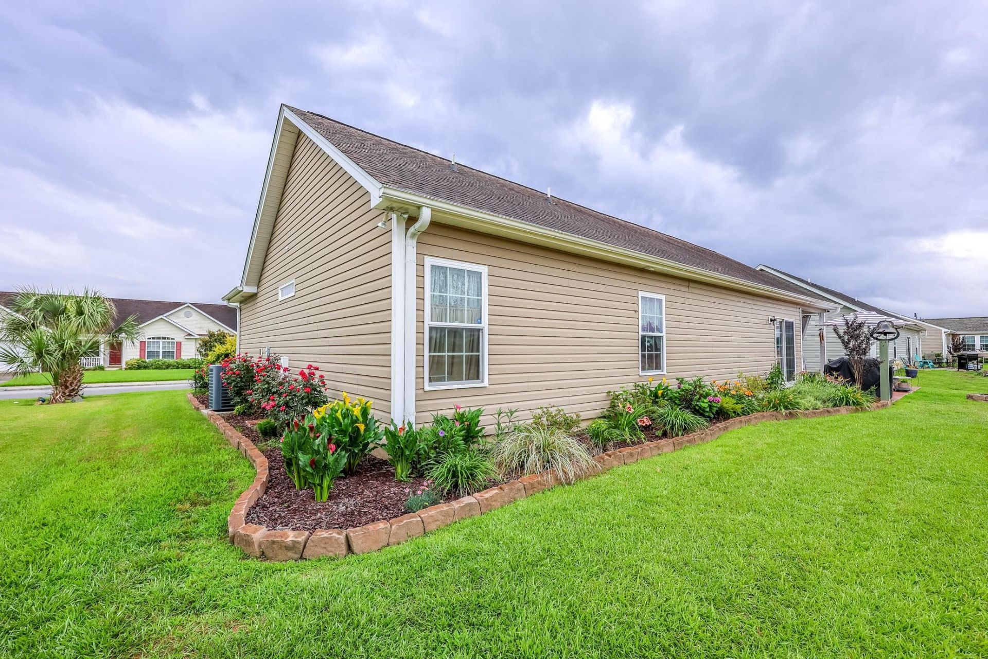 156 Oak Crest Circle  Photo 25