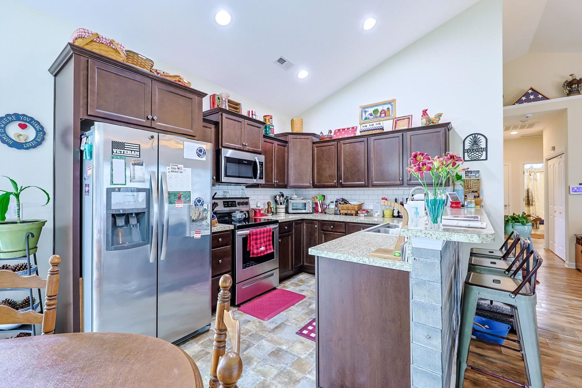 156 Oak Crest Circle  Photo 6