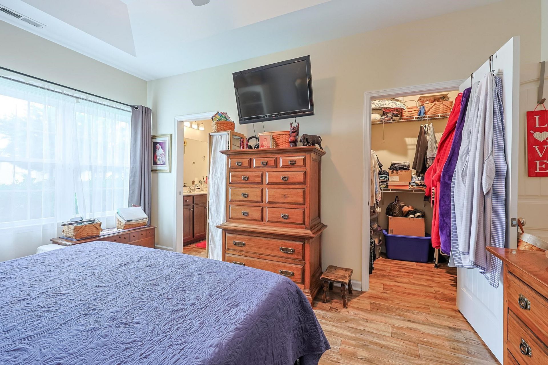 156 Oak Crest Circle  Photo 9