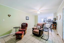 1872 E Marion St.  photo 4