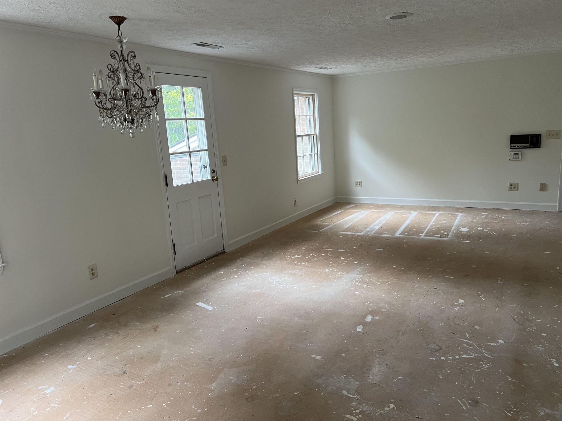 5619 Main St.  Photo 40