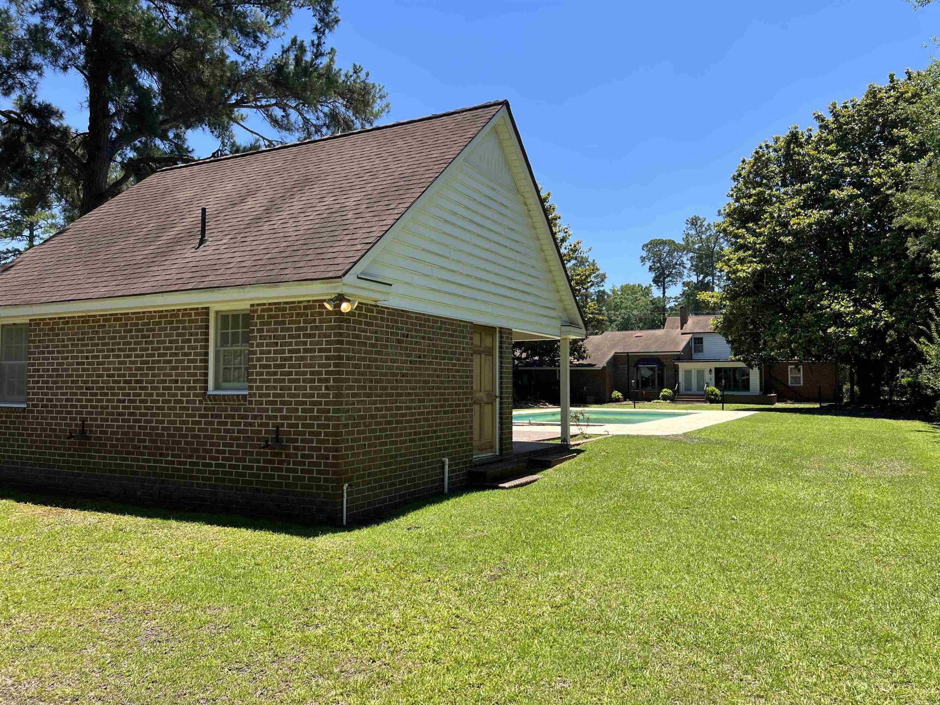 5619 Main St.  Photo 71