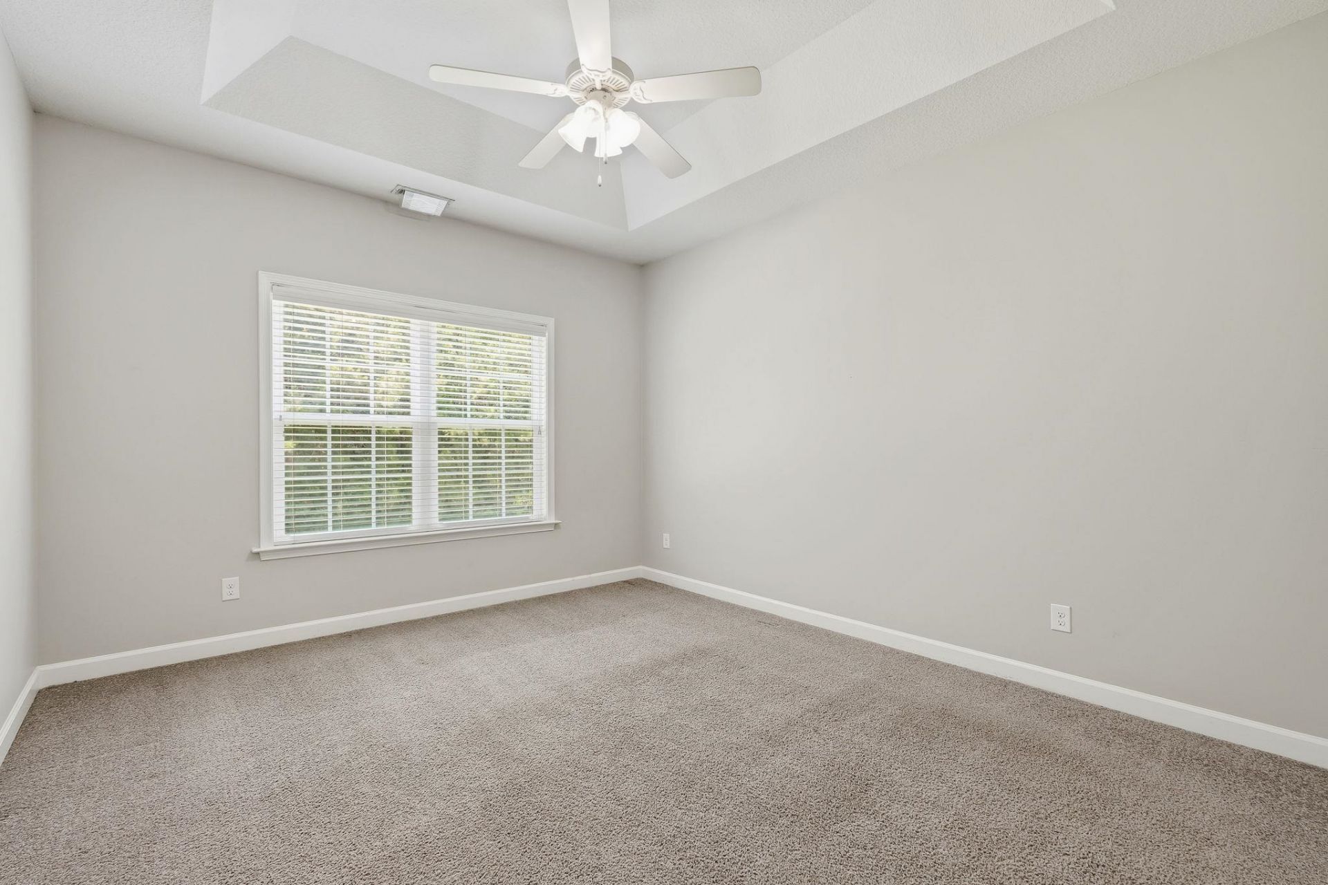 272 Palm Cove Circle  Photo 21