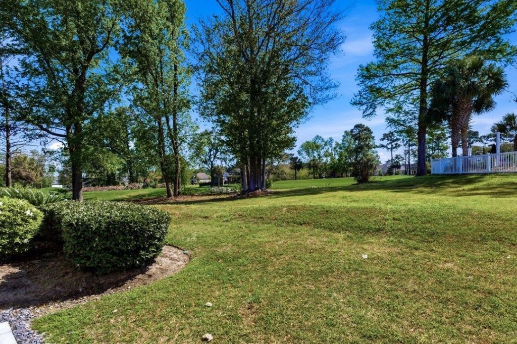 687 Riverwalk Dr.  Photo 22