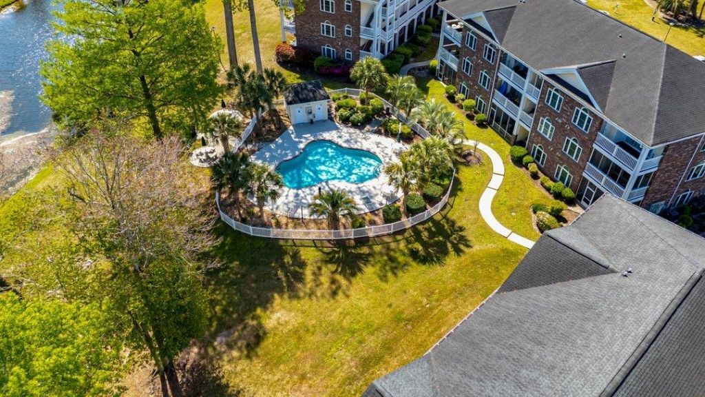 687 Riverwalk Dr.  Photo 25