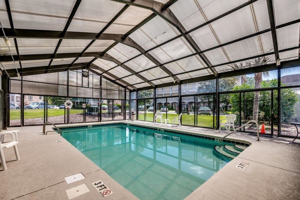687 Riverwalk Dr.  Photo 28