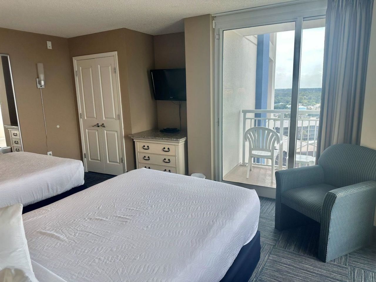 300 N Ocean Blvd.  Photo 16