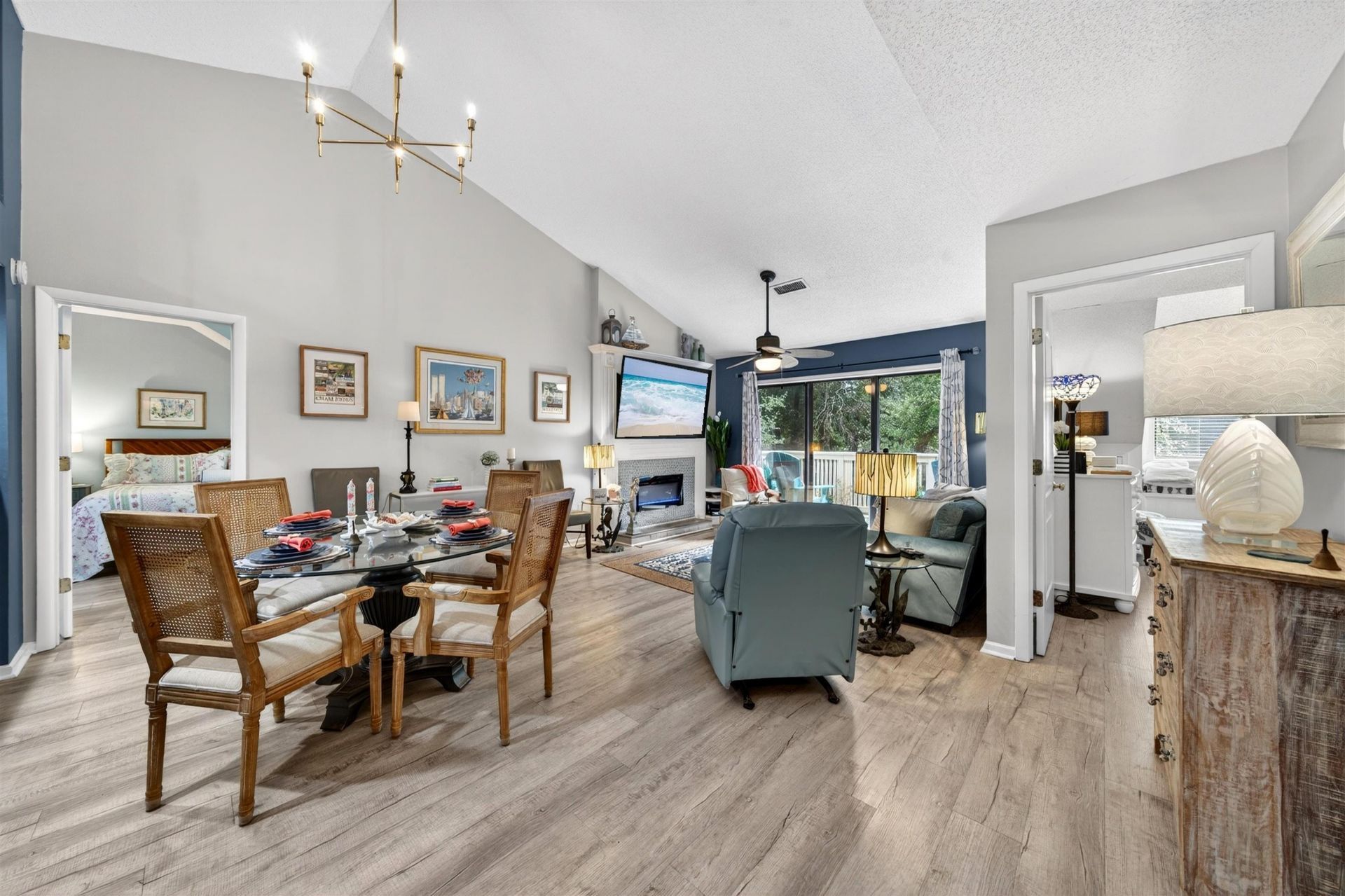 110 Hartland Dr. Photo 17