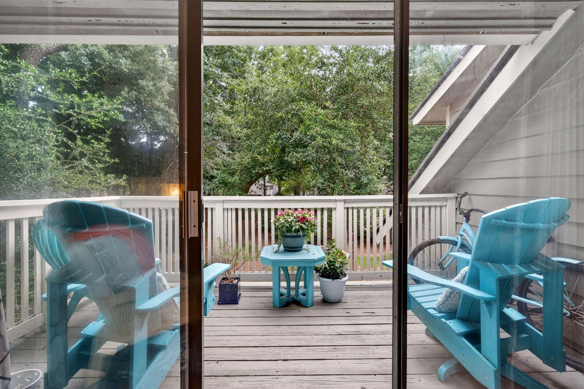 110 Hartland Dr. Photo 23