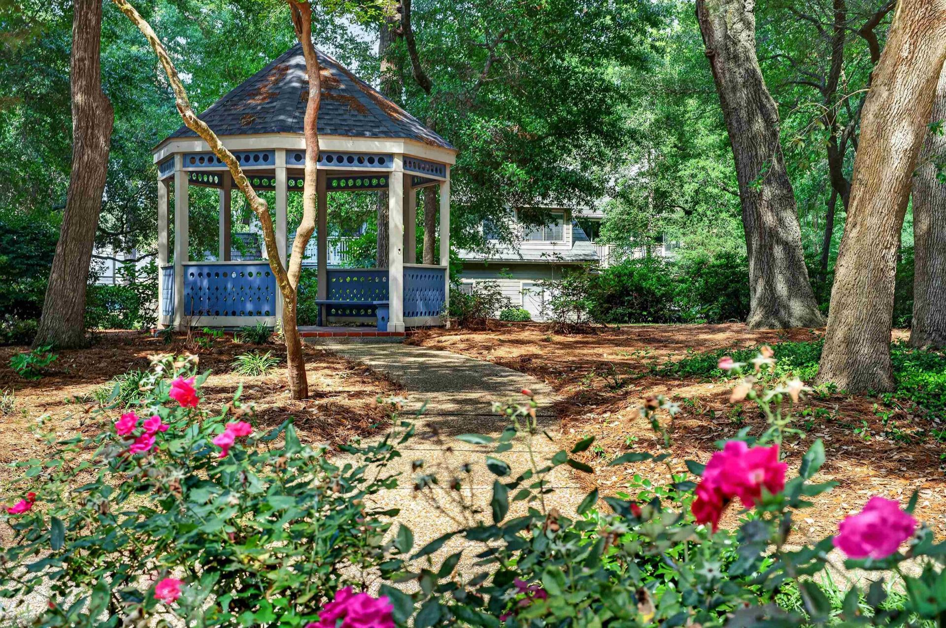 110 Hartland Dr. Photo 49