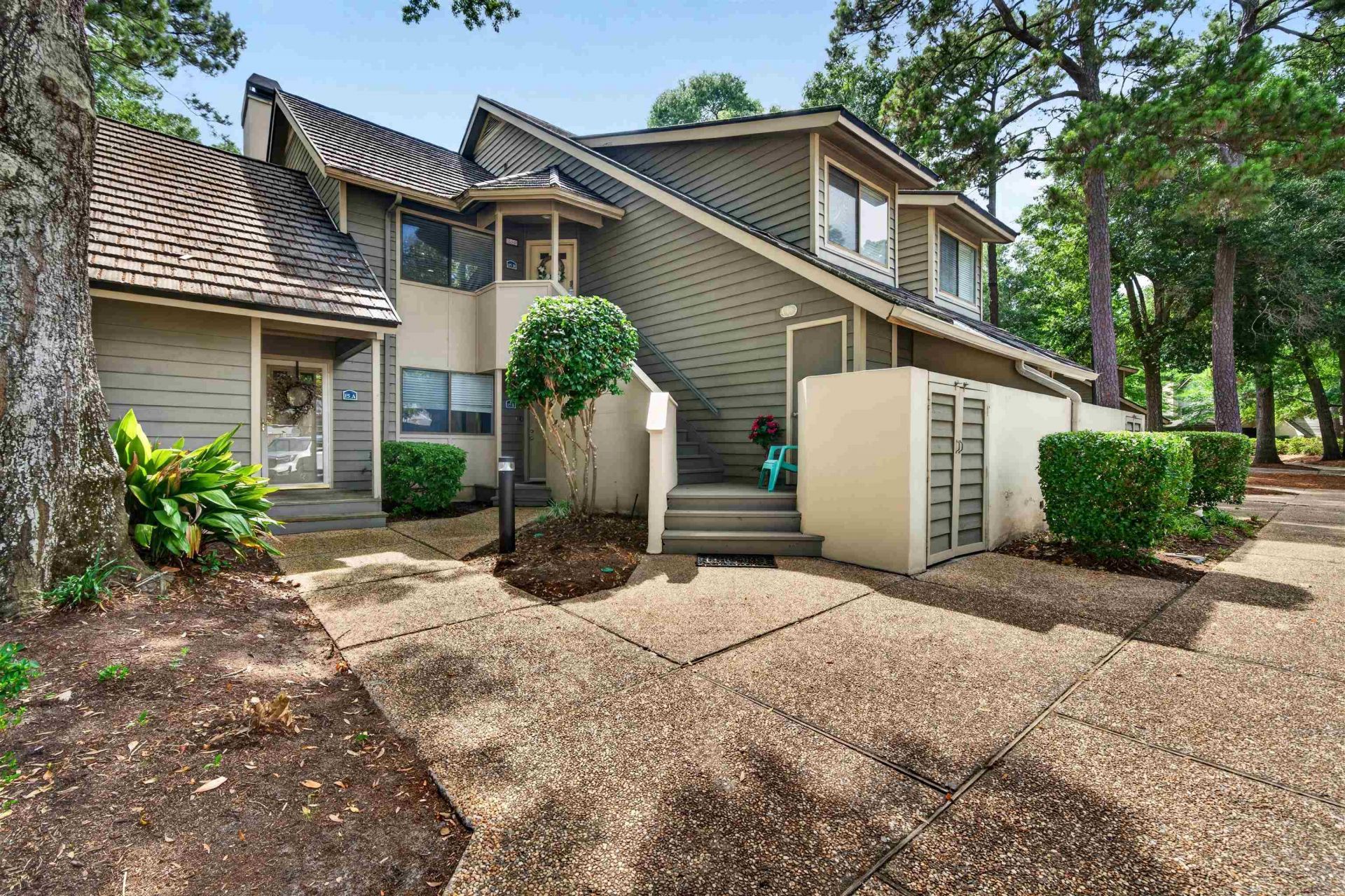 110 Hartland Dr. Photo 54