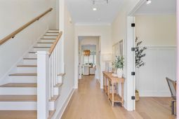 1409 Lancaster Way  photo 4