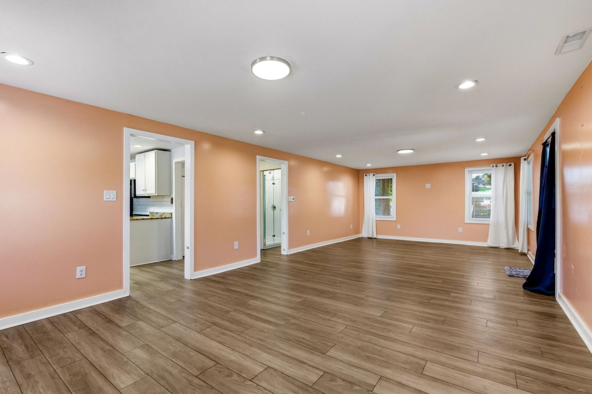 3101 4th Ave.  Photo 8