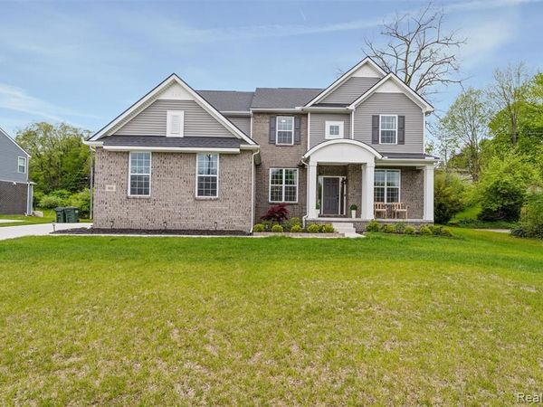 908 S Livernois Road , Rochester Hills, MI 48307