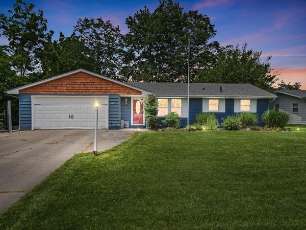 1621 Lindenwood Avenue, Fort Wayne, IN 46808