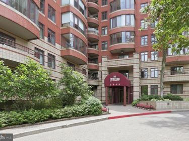 2400 CLARENDON BOULEVARD, Unit 815, ARLINGTON, VA 22201