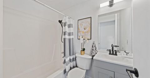 335 Mccart Street, Fernley, NV 89408 Photo