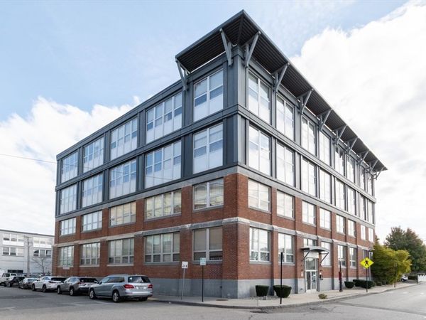 118 Holmes St, Unit 405, Quincy, MA 02171