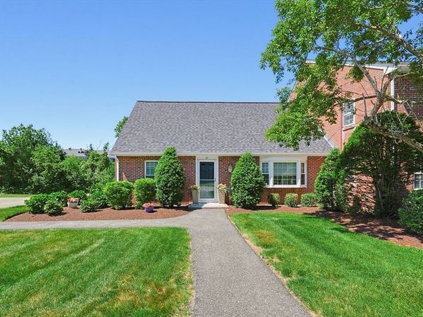 53 Frances Dr, Unit 53, Stoughton, MA 02072