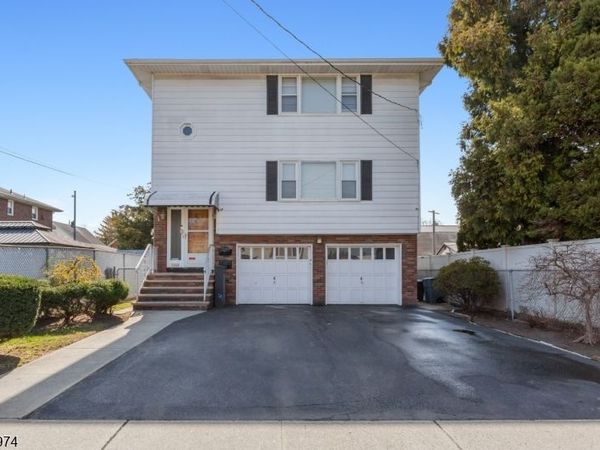 164 Page St, Elmwood Park, NJ 07407