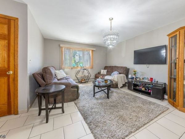 137 Uhland St, East Rutherford, NJ 07073