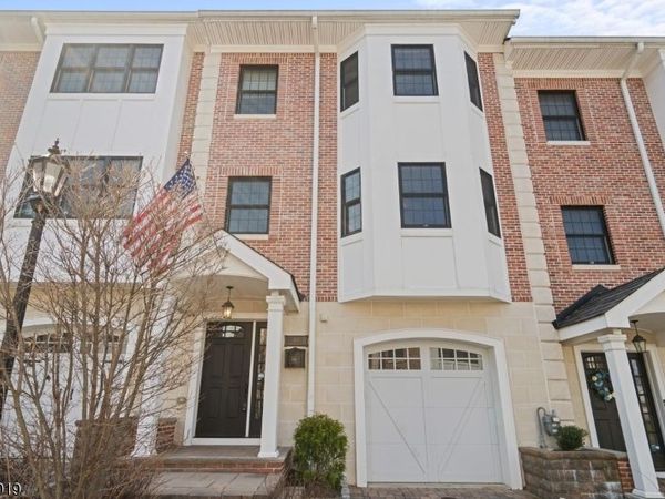 4 Central Ave, Caldwell, NJ 07006