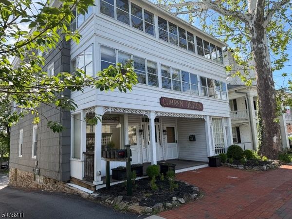 1 Hilltop Rd, Mendham, NJ 07945