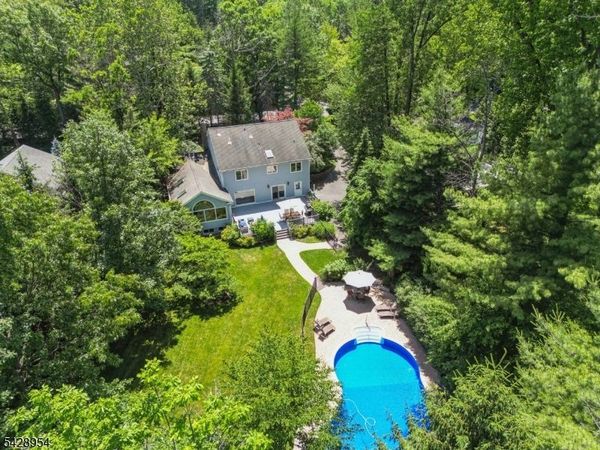 201 Parsonage Hill Rd, Millburn, NJ 07078