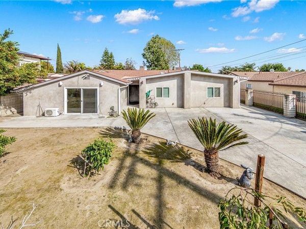 7936 Ventura Canyon, Panorama City, CA 91402