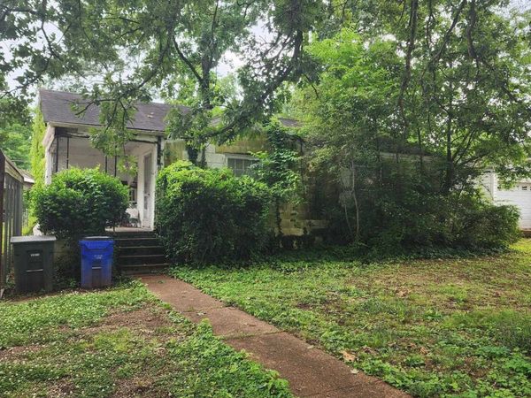 440 Francis Ave, Florence, AL 35630