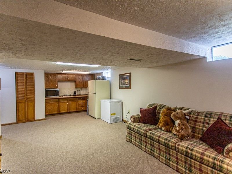 220 Fox Run, Cortland, OH 44410 Photo 34
