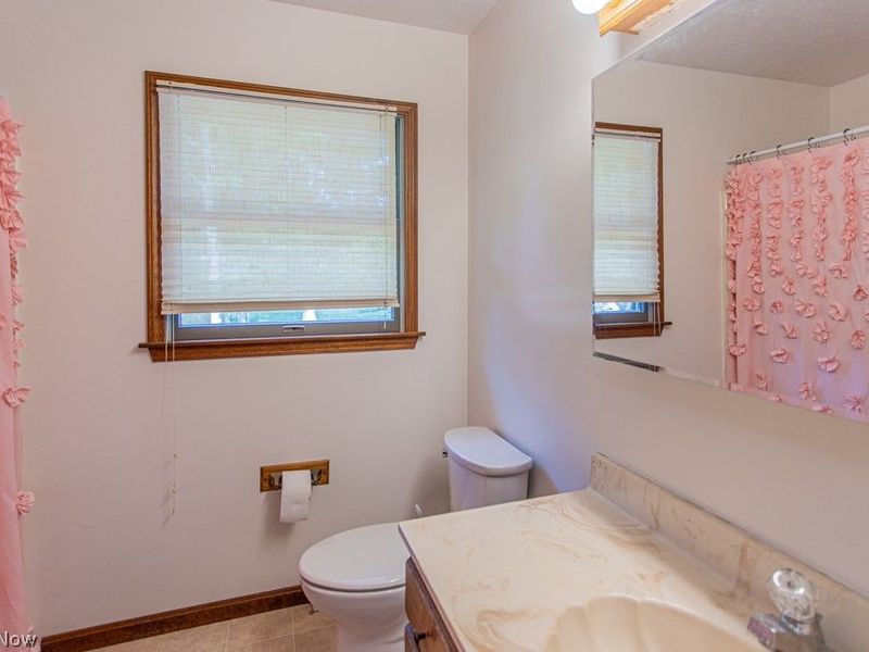 220 Fox Run, Cortland, OH 44410 Photo 35