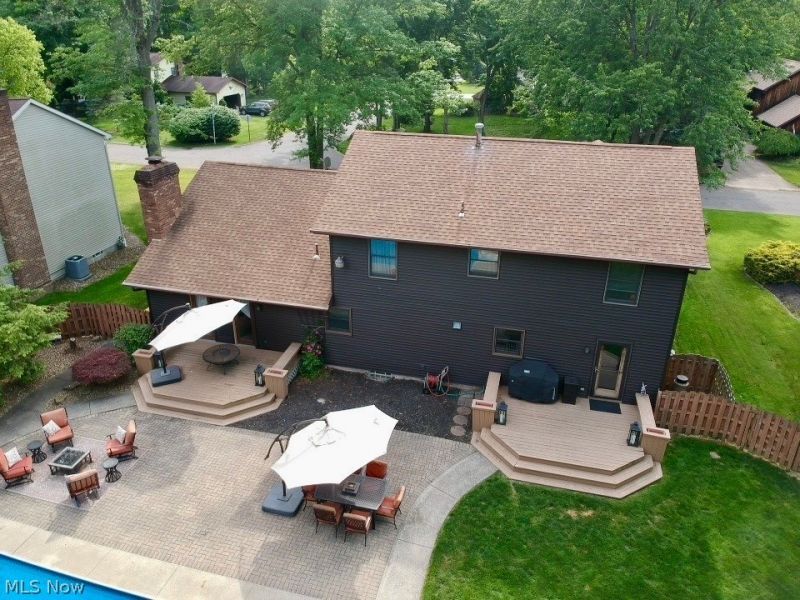 220 Fox Run, Cortland, OH 44410 Photo 4