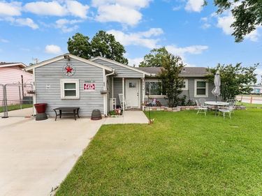 7051 Hodde Street, Dallas, TX 75217