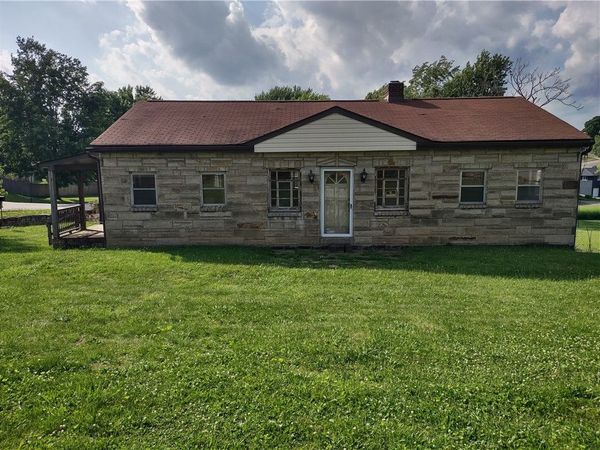 1035 Ohio Street, Jeannette, PA 15644