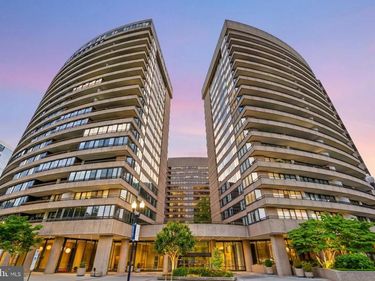 1300 CRYSTAL DRIVE, Unit 606S, ARLINGTON, VA 22202