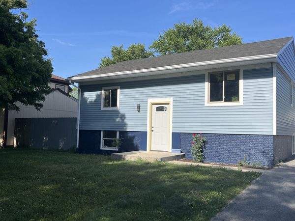 2402 Apache Avenue , Sauk Village, IL 60411