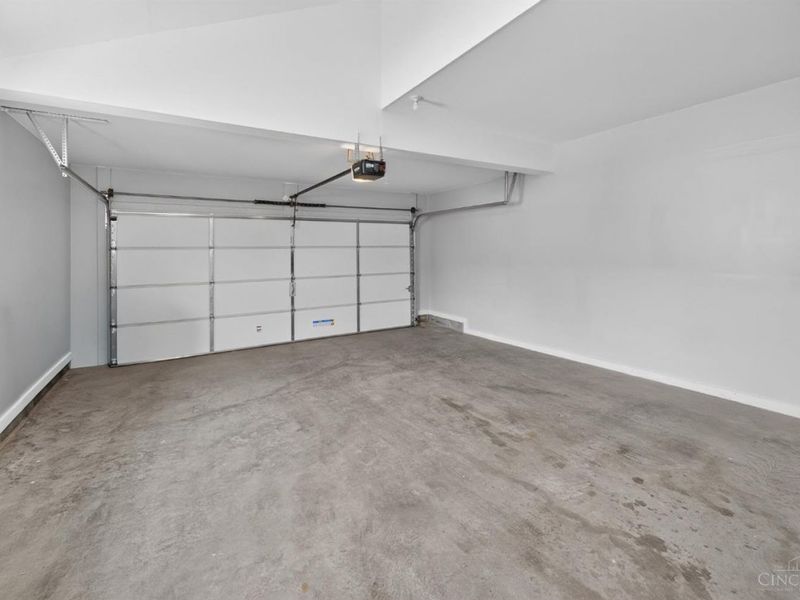 4425 Waters Edge Lane, Turtle Creek Twp, OH 45036 Photo 14