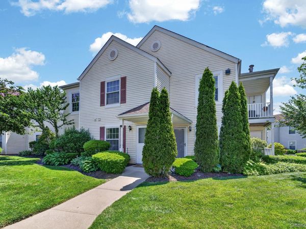 182 Fairview Circle, Middle Island, NY 11953