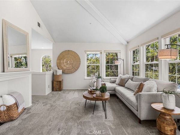 169 Montana Del Lago Drive, Rancho Santa Margarita, CA 92688