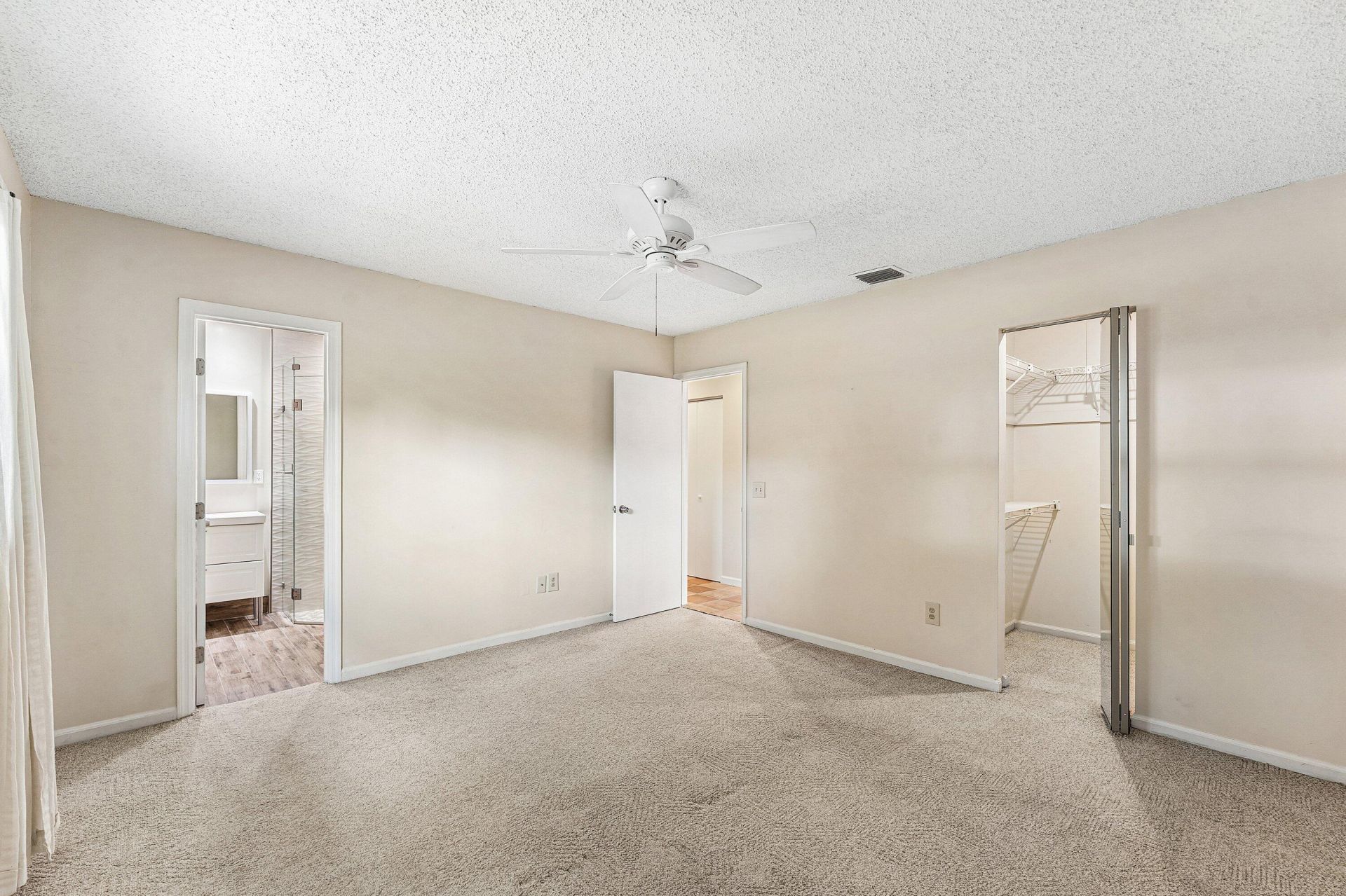 3150 Pinehurst Drive, Lake Worth, FL 33467 Photo