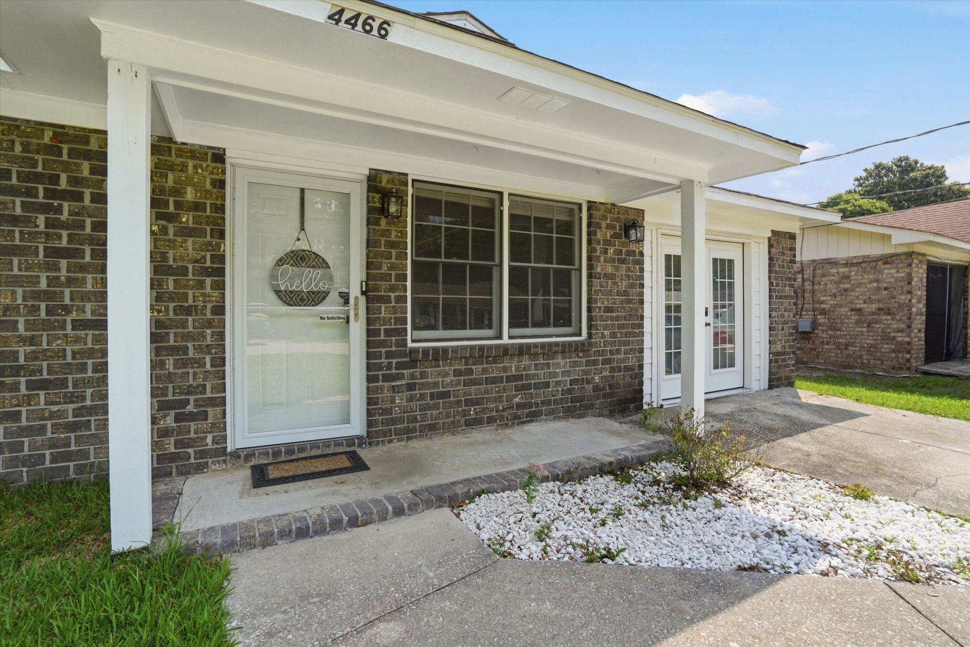 4466 Mixedwood Drive Photo 4