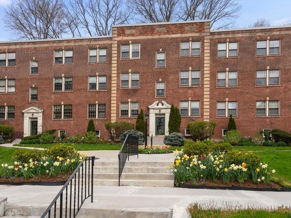 1500 Beacon St, Unit 4, Brookline, MA 02446