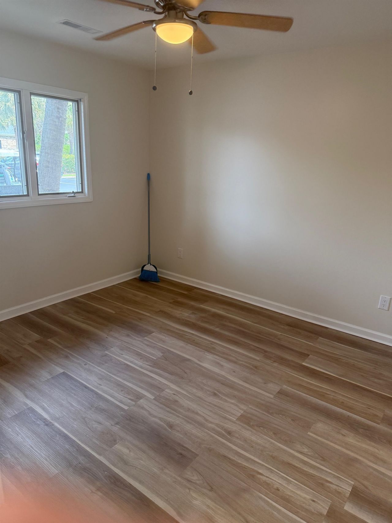205 Double Eagle Dr.  Photo 8