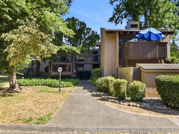 2201 Woodside Ln #1, Unit 1, Sacramento, CA 95825