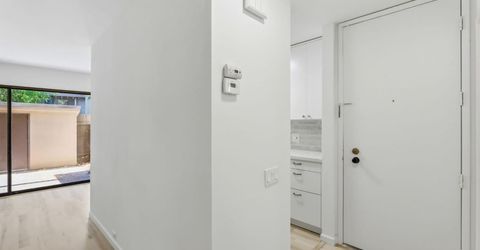 2201 Woodside Ln #1, Unit 1, Sacramento, CA 95825 Photo