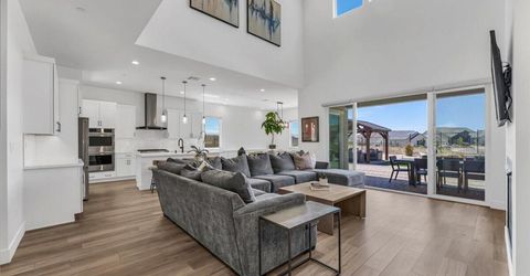 3270 Amaretto Way, Sparks, NV 89441 Photo