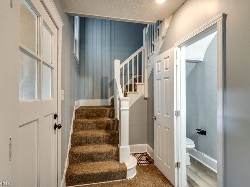 1886 Hillside Terrace, Akron, OH 44305 Photo 11