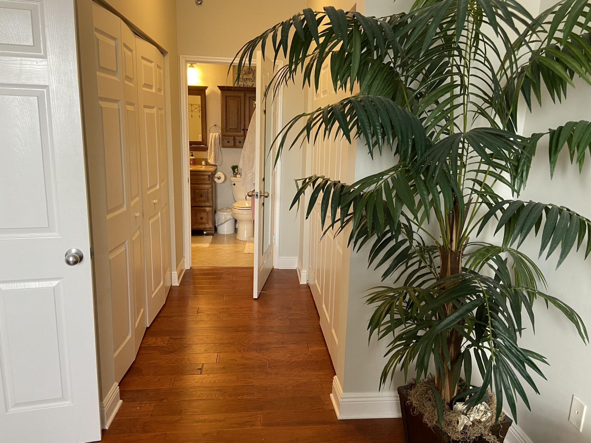616 Clearwater Park Road, Unit 512, West Palm Beach, FL 33401 Photo