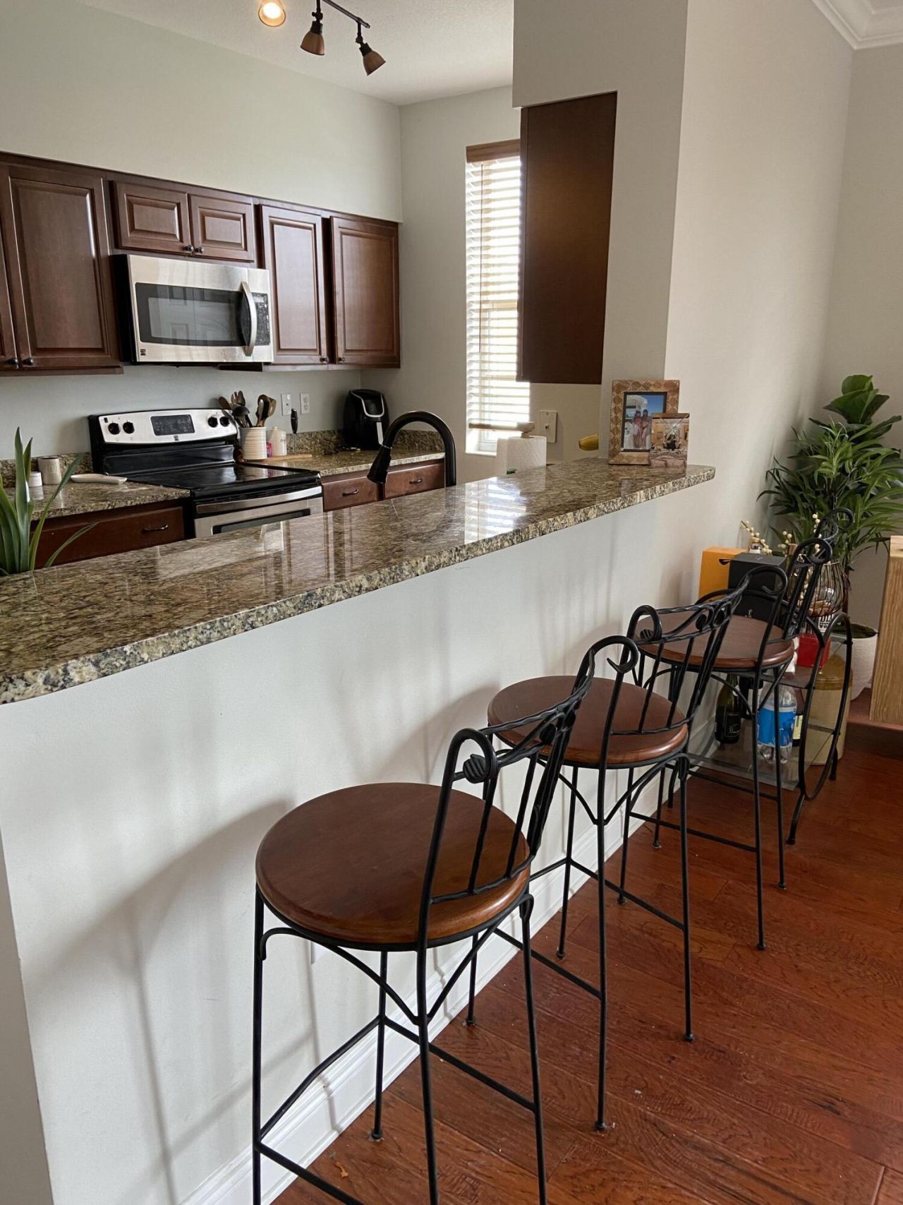 616 Clearwater Park Road, Unit 512, West Palm Beach, FL 33401 Photo